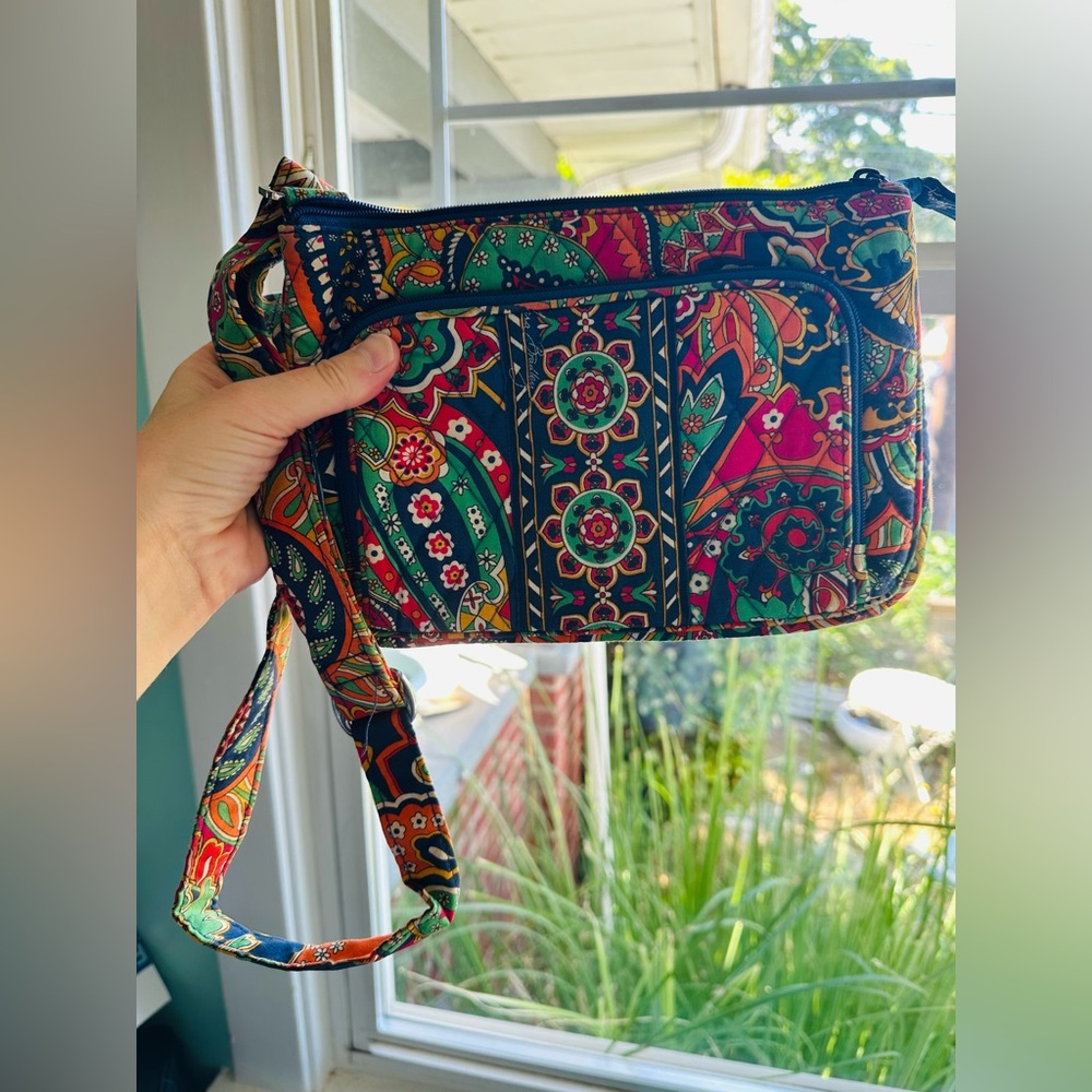 Vera Bradley Venetian Paisley Clare Crossbody Bag Purse